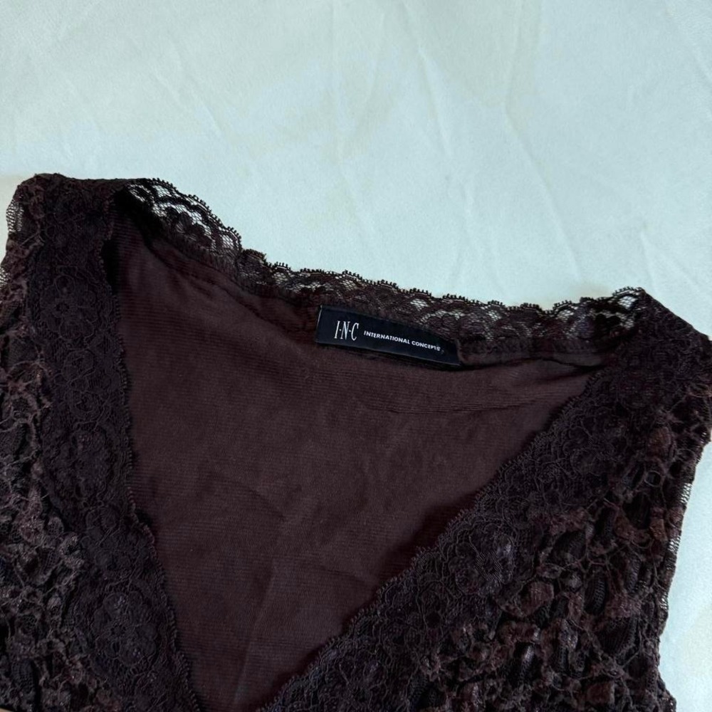 Y2K brown lace v neck tank INC fits like a medium - Picture 4 of 4